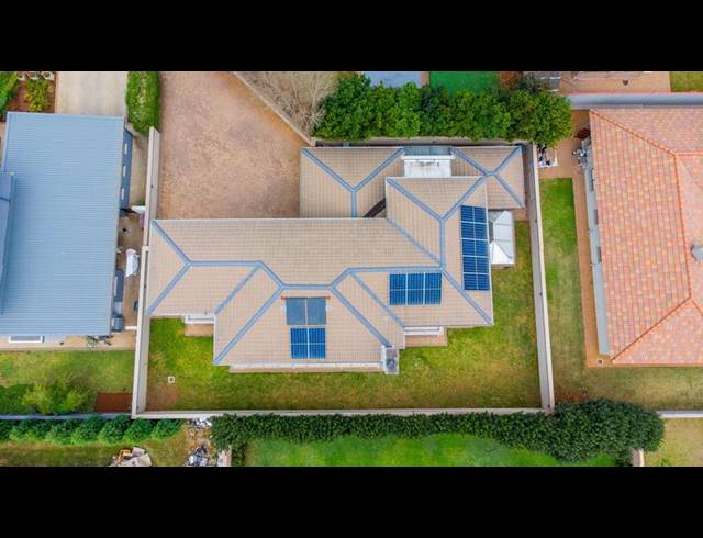 4 BEDROOM HOUSE FOR SALE IN RASLOUW GLEN